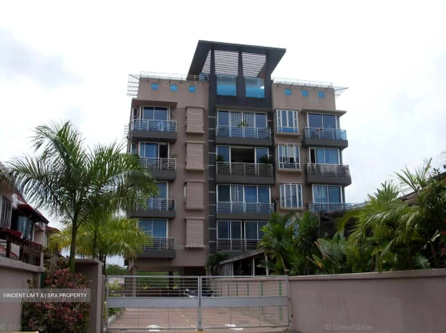 Crystal De Azure (D19), Apartment #579740191